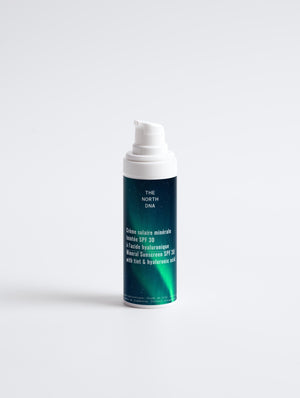 Crème solaire minérale teintée SPF30 The North DNA – protection solaire naturelle à l’acide hyaluronique
